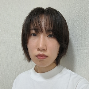 西田 彩乃